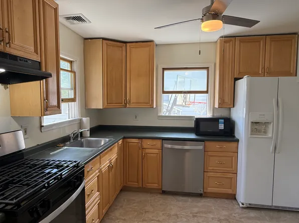 (undisclosed Address), Deer Park, NY 11729