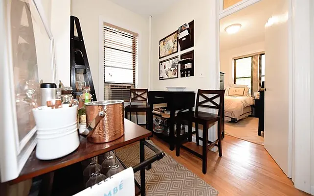 Rented by Buchbinder & Warren | media 6