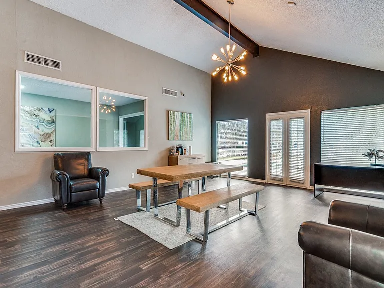 Park City Townhomes — Photo 10