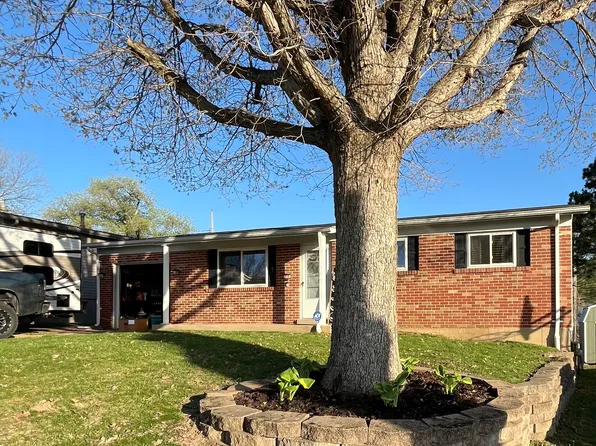 608 Banks Dr, Pevely, MO 63070