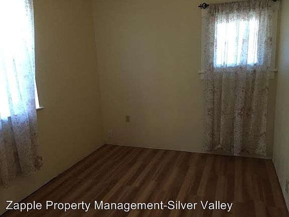 3rd image of 416 2nd St