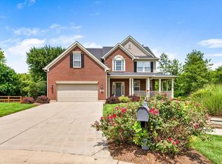 10806 Carolina Pines Dr, Harrison, OH 45030