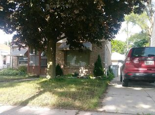 5466 N 20th St, Milwaukee, WI 53209