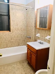 Rented by Roberto Guilbet, LREB