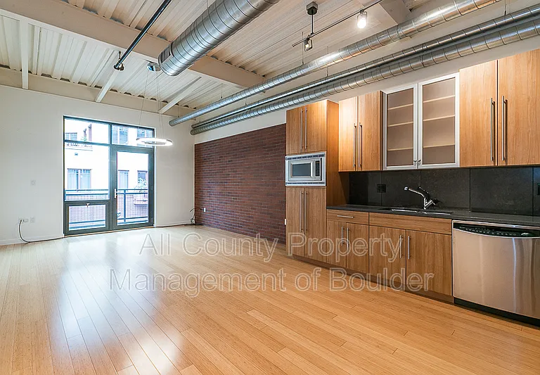 1360 Walnut St #211 — Photo 7
