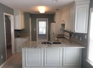 9608 Treymore Dr, Raleigh, NC 27617