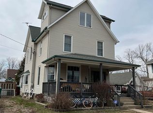 170 N Gold St, Farmington, IL 61531