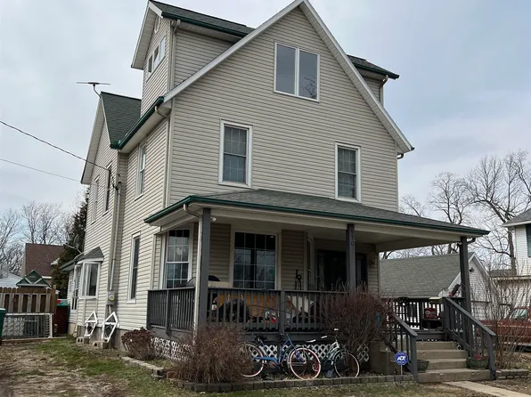 170 N Gold St, Farmington, IL 61531