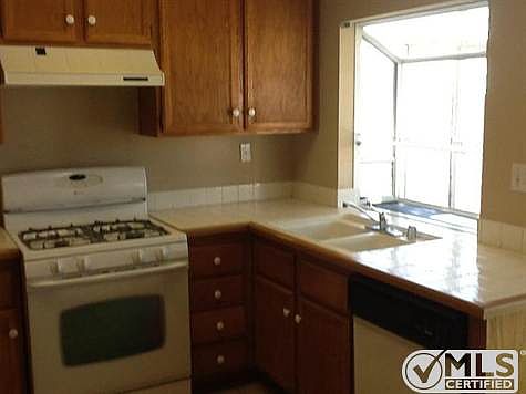 3rd image of 16792 Glennaire Ave