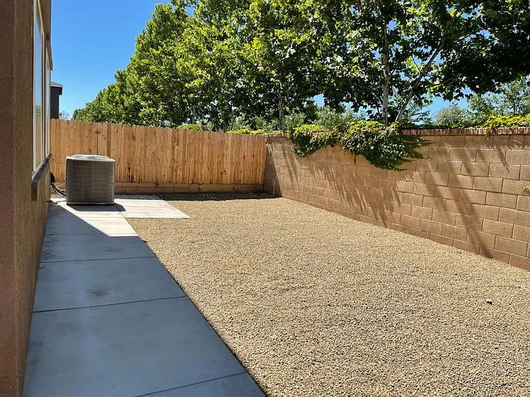 2485 Pineda Dr — Photo 6
