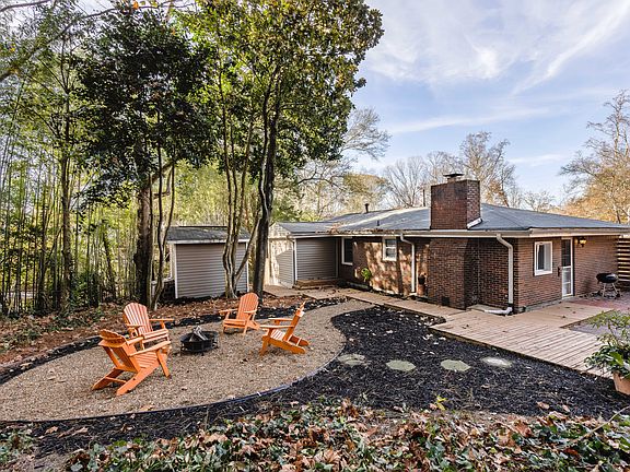 Large Backyard with Adirondacks & Fire Pit