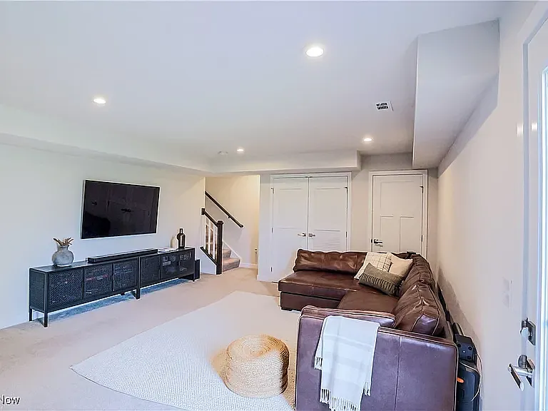1444 Sutter St — Photo 6