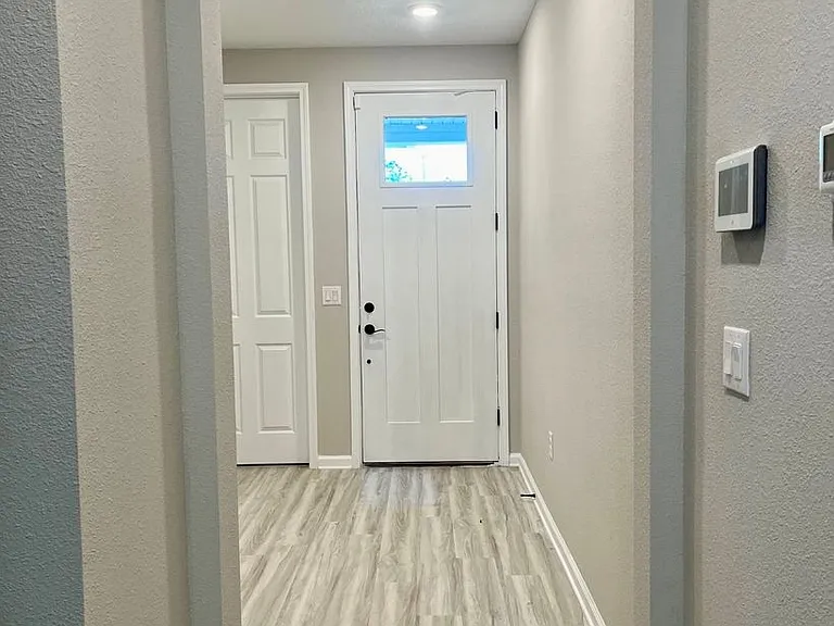 75920 Saffron Ln — Photo 2