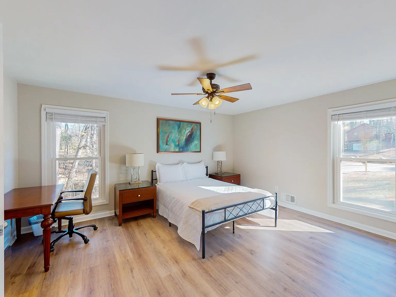 4 bed, 3.0 bath, 1862 sqft, $1,252 — Photo 2
