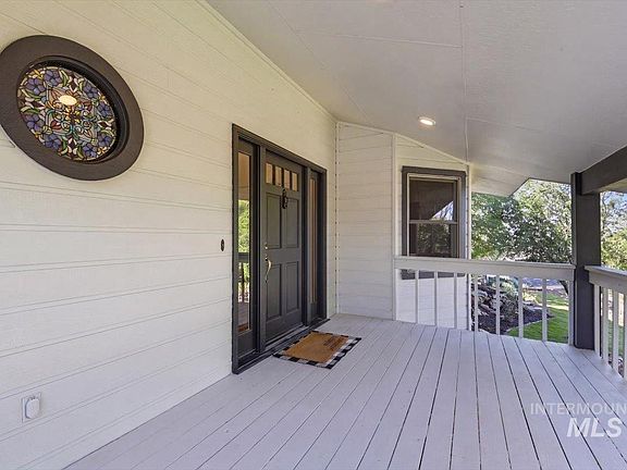 3rd image of 1894 S Stone Ridge Way