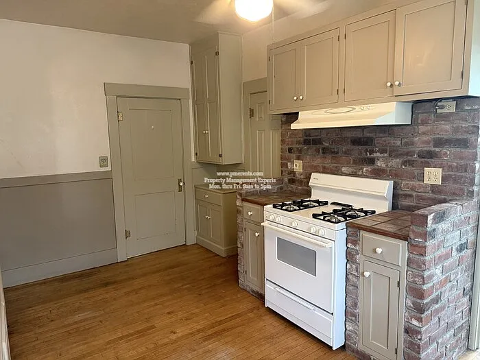 3 bed, 2.0 bath, 1457 sqft, $2,450 — Photo 3