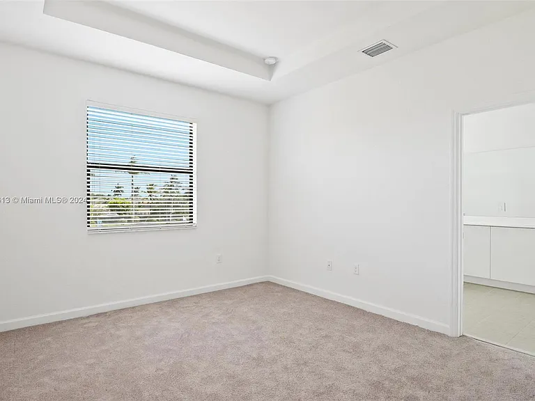 11934 SW 247th Ter — Photo 17