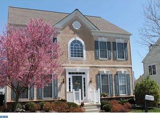 328 Elmhurst Dr, Chester Springs, PA 19425