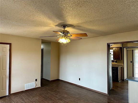5th image of 1300 N 15th St