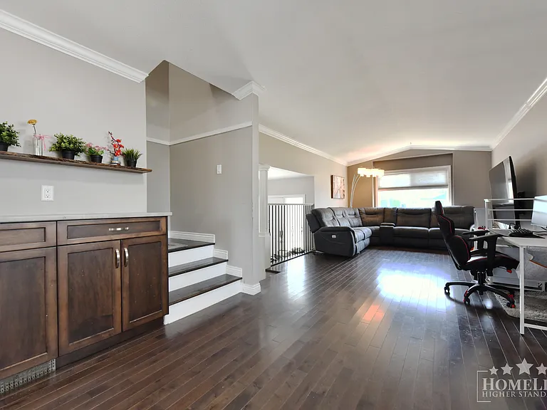 45765 Thomas Rd #HOUSE — Photo 3