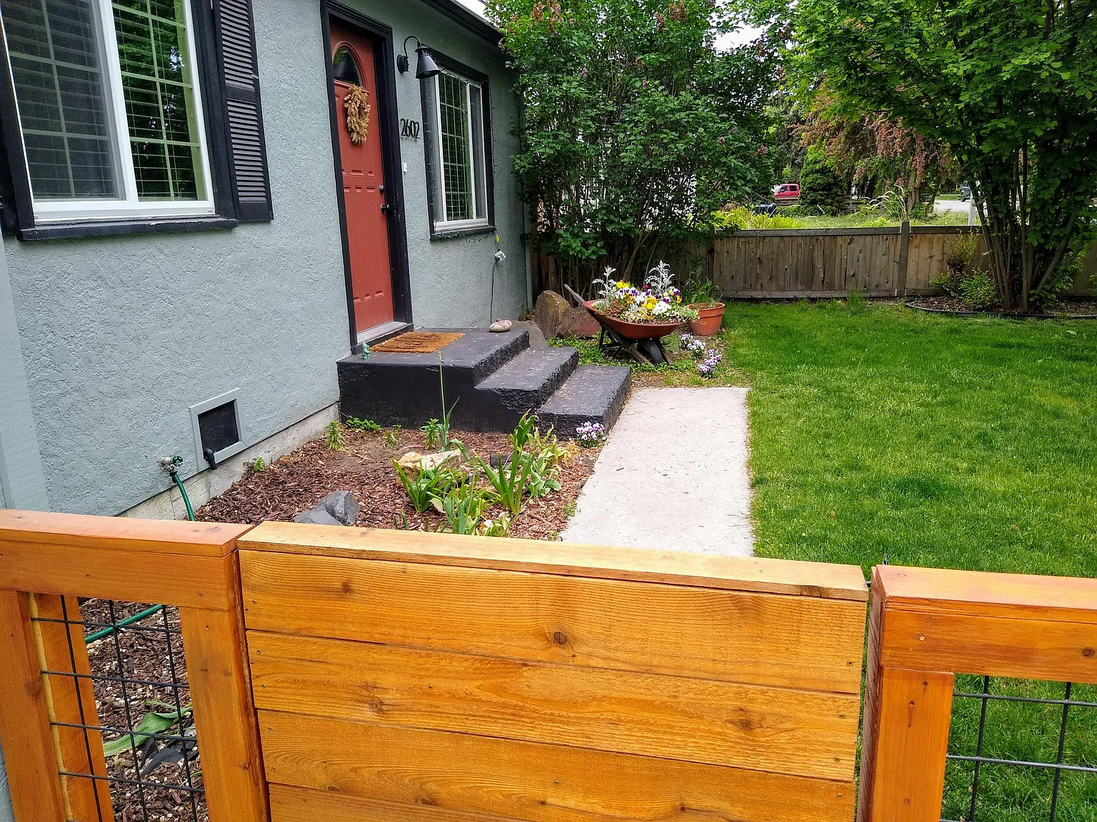 2 bed, 1107 sqft, $1,950 — Photo 2