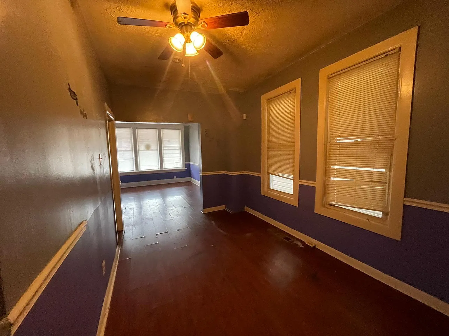5 bed, 2000 sqft, $3,050 — Photo 2