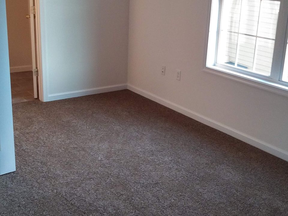 202 S Mary St Hedgesville WV Zillow