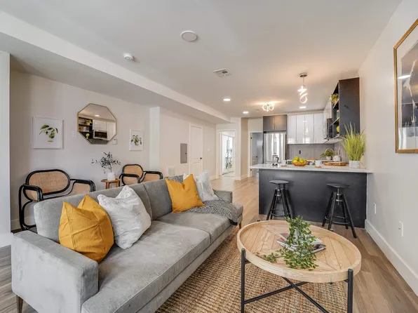 623 38th Street image 4 of 24