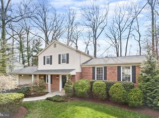 502 Goldsborough Dr, Rockville, MD 20850