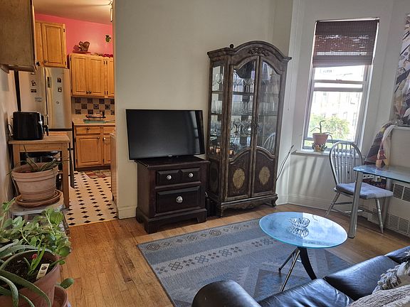 4th image of 533 W 149th St #34