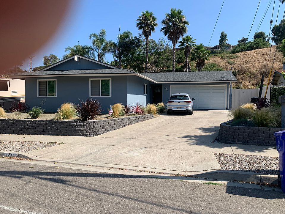 1st image of 4712 Chateau Dr