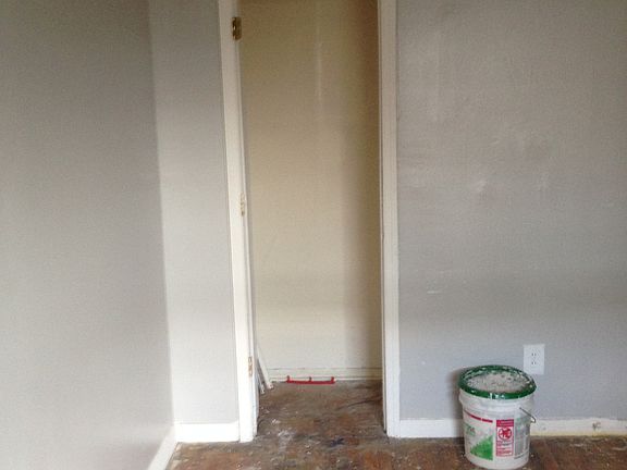 4th image of 400 E 21st St APT 4C
