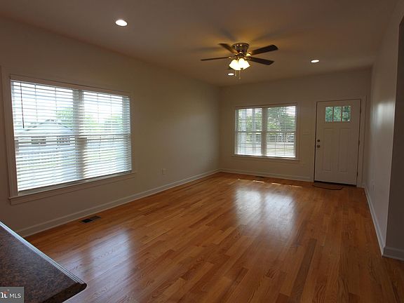 5th image of 103 Koontz St