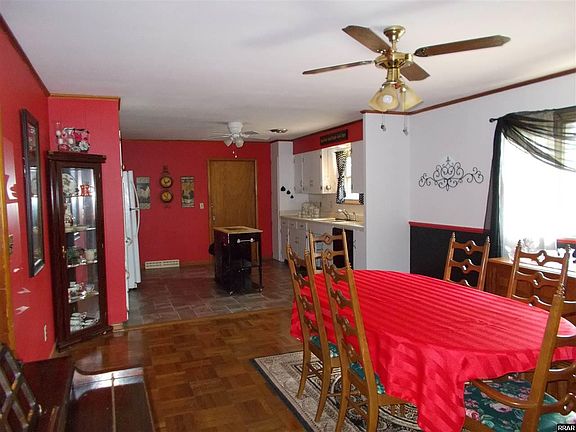 3rd image of 102 S Henderson Dr