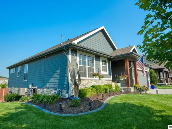 7342 S 184th St, Omaha, NE 68136