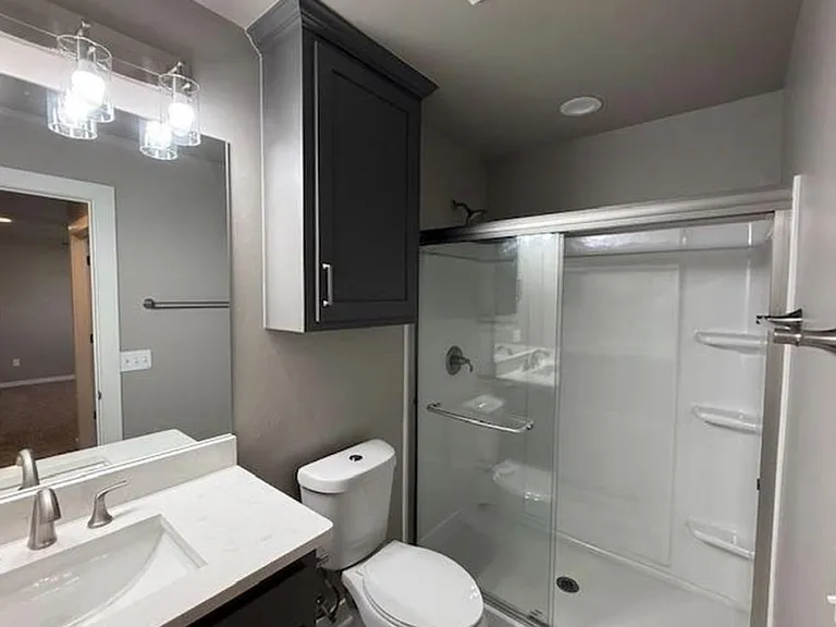 604 Abadan Dr — Photo 15