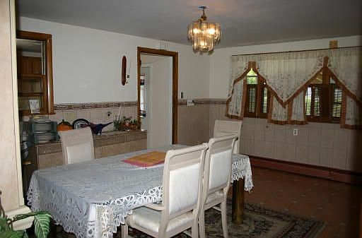 TILED DINING ROOM