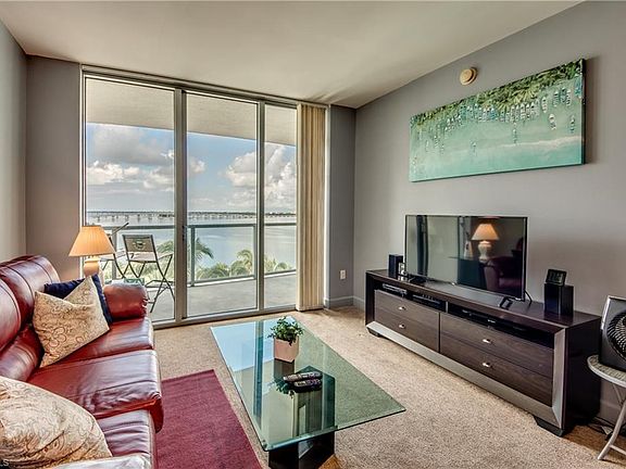 Home For Sale In Oasis