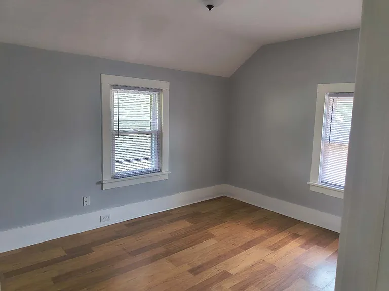 1535 Jefferson Ave — Photo 10