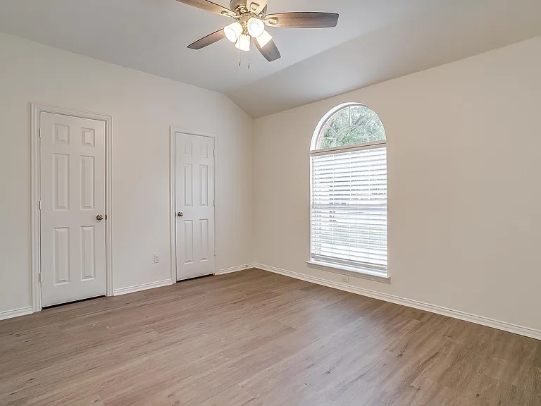 3212 Riverwood Dr — Photo 32