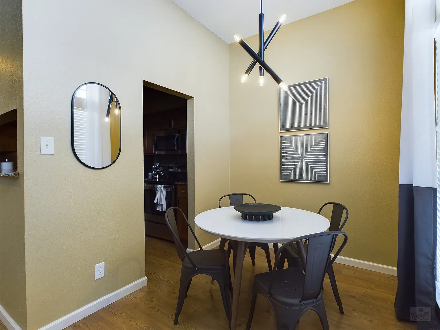2811 Rio Grande St — Photo 3