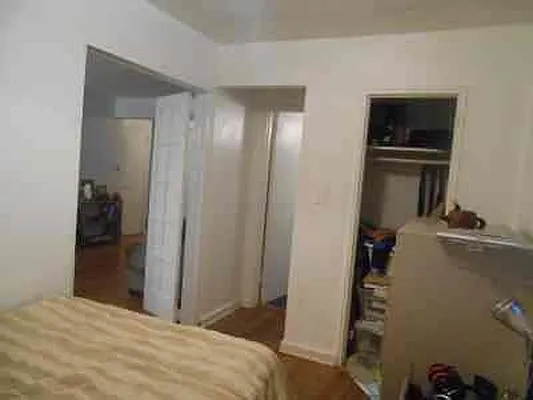 Sold by Voro NYC | media 7