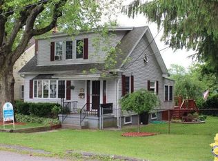 6 S 5th St, Frackville, PA 17931