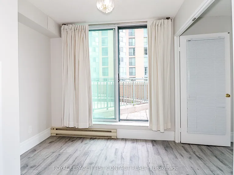 140 Dunlop St E #309 — Photo 12