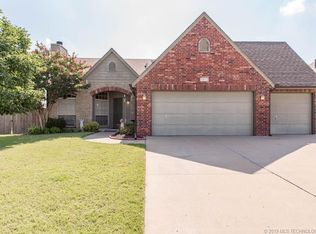1413 N 19th St, Broken Arrow, OK 74012