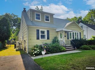 747 Brookside Rd, Rahway, NJ 07065
