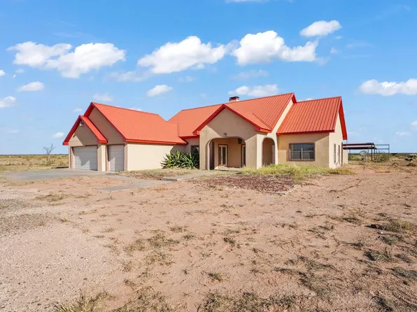 686 Fm 11, Grandfalls, TX 79742