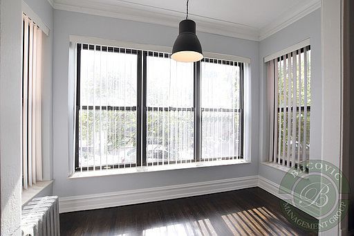 5th image of 3050 W Leland Ave APT 2