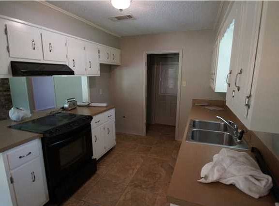4th image of 2739 Dawes Ct
