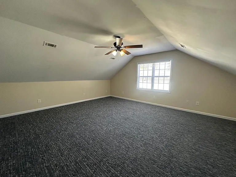 204 Grandford Pl — Photo 38